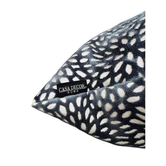 Casa Decor Home Blue Velvet Textured Accent Pillow - Picture 5 of 12